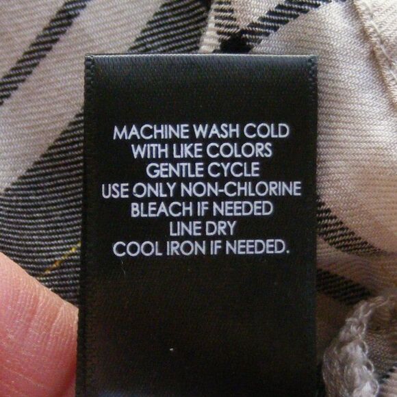 TORRID Top, 2/2XL, Tan Plaid, Roll Cuffs/Strap, Cloth covered buttons - Picture 12 of 12